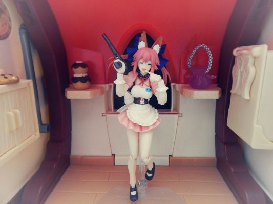 figma #36 凉宫春日的忧郁 朝比奈实玖榴 戦う服务生ver. 