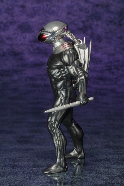 ARTFX+ DC漫画 黑蝠鲼