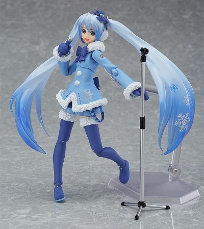 figma #EX-39 VOCALOID 初音未来 雪初音2012 毛绒绒外套Ver.