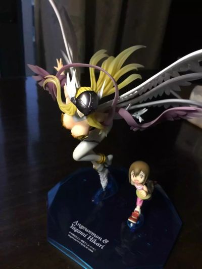 G.E.M. 数码宝贝 天女兽 与 八神光