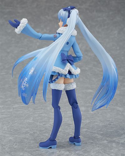 figma #EX-39 VOCALOID 初音未来 雪初音2012 毛绒绒外套Ver.