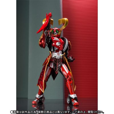 S.H.Figuarts  驰骑外传：假面骑士马赫 / 假面骑士心骑 假面骑士心骑 奇迹型