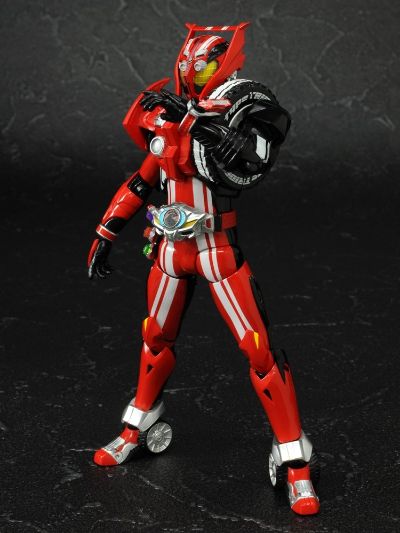S.H.Figuarts 假面骑士驰骑 假面骑士驰骑 特莱多隆型