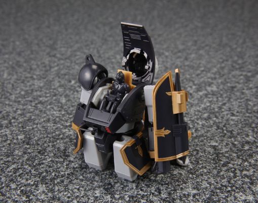 アクティックギア 装甲骑兵VOTOMS AG−V18 AT Chronicles I クメンの砲火