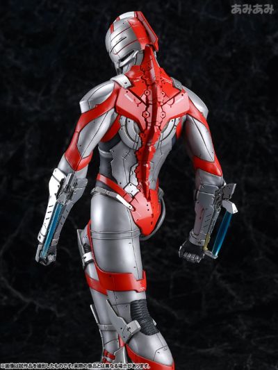 ULTRAMAN 1/6比例・スタチュー
