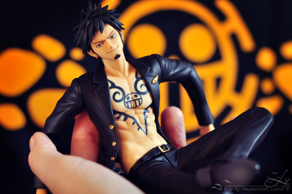 ExcellentModel 海贼王 	特拉法尔加·罗