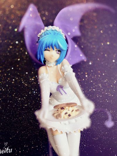 十字架与吸血鬼 Capu2 黒乃胡梦 Mekke! Jump Shop exclusive White Maid Version 