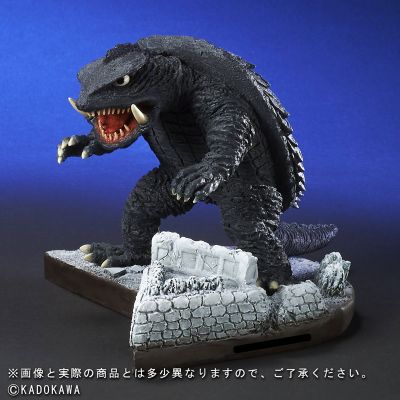 著名造型师系列 Q版拟真 硬币储蓄罐 加美拉1966