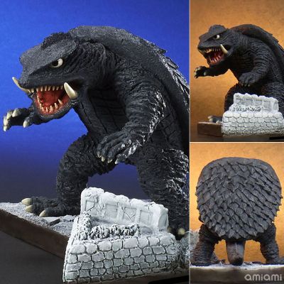 著名造型师系列 Q版拟真 硬币储蓄罐 加美拉1966