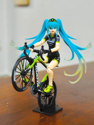 figma #307 GSR 初音未来 赛车2015 TeamUKYO应援Ver.