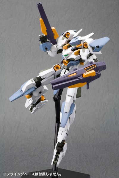 骨装机兵 YSX-24 猎刃：RE