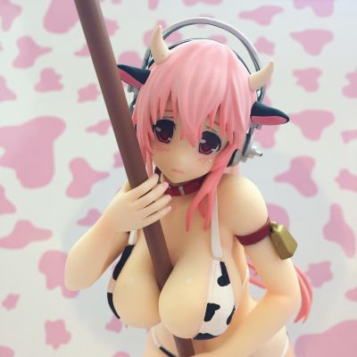 超级索尼子 奶牛比基尼&吸管