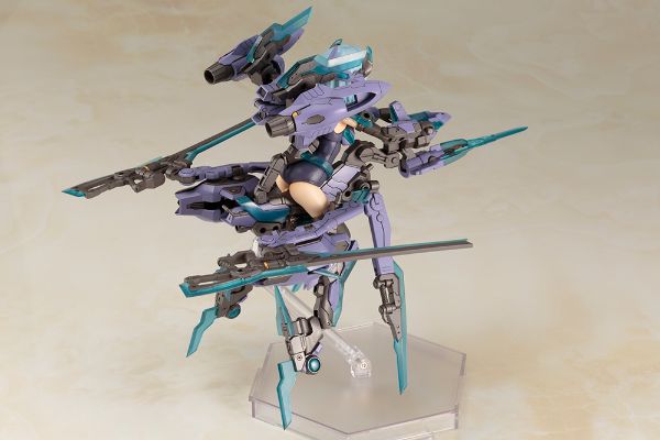机甲少女 魔鹫