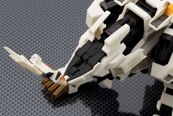 ZA(ZOIDS AGGRESSIVE) 1/100 零式长牙狮 可动手办[寿屋]《発売済・在库品》