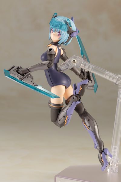 机甲少女 魔鹫