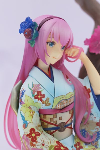 VOCALOID 巡音LUKA 花色衣