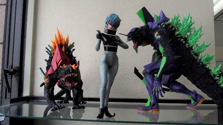 东宝30cm系列 哥斯拉对EVA 绫波丽 X星人版