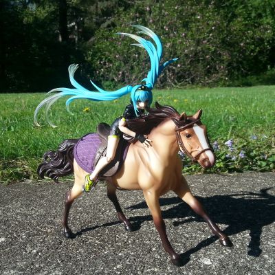 figma #307 GSR 初音未来 赛车2015 TeamUKYO应援Ver.