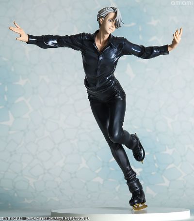 G.E.M. 尤里!!! on ICE ヴィクトル・ニキフォロフ