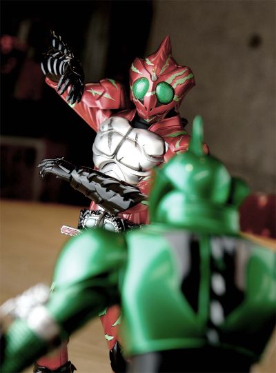 RAH 编号768 假面骑士亚马逊欧米伽