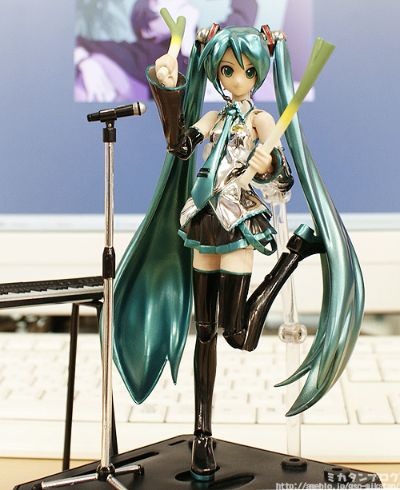 超合金 VOCALOID 初音未来 