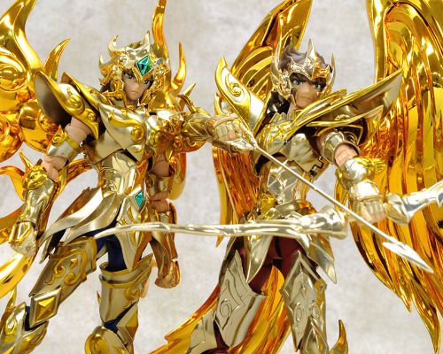 圣闘士圣衣神话EX 圣闘士星矢 黄金魂 -Soul of Gold- 	射手座艾奥罗斯