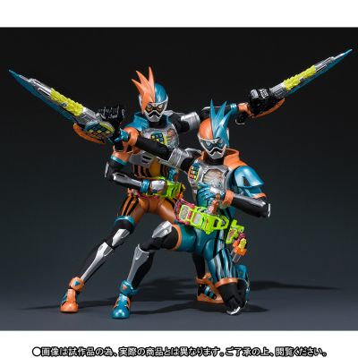 S.H.Figuarts  假面骑士艾克赛德 假面骑士艾克赛德 双人动作玩家 等级20 左右套装