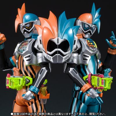 S.H.Figuarts  假面骑士艾克赛德 假面骑士艾克赛德 双人动作玩家 等级20 左右套装