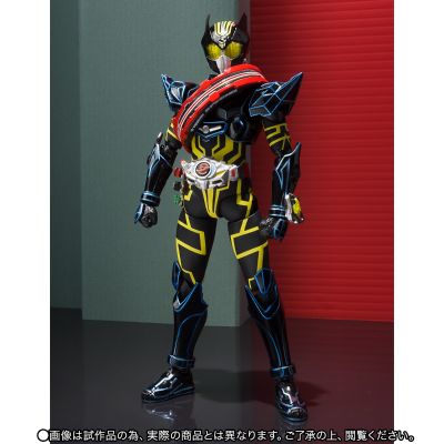 S.H.Figuarts  剧场版 假面骑士驰骑: SURPRISE FUTURE  假面骑士驰骑 特殊型号