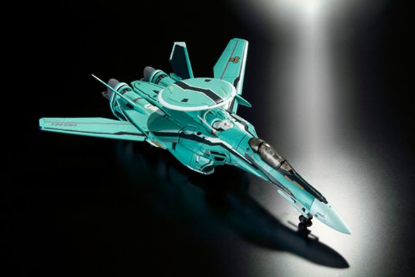 DX 超合金 超时空要塞F RVF-25スーパーMessiah Valkyrie 