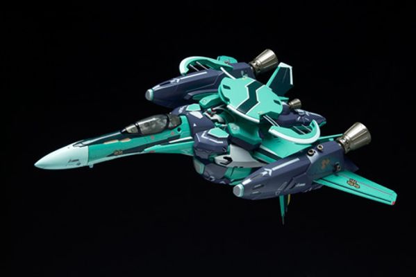 DX 超合金 超时空要塞F RVF-25スーパーMessiah Valkyrie 