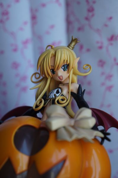 WAGA魔々かぷりちお 梅丽莎・沙拉菲