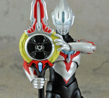 S.H.Figuarts 欧布奥特曼 欧布奥特曼 欧布原生