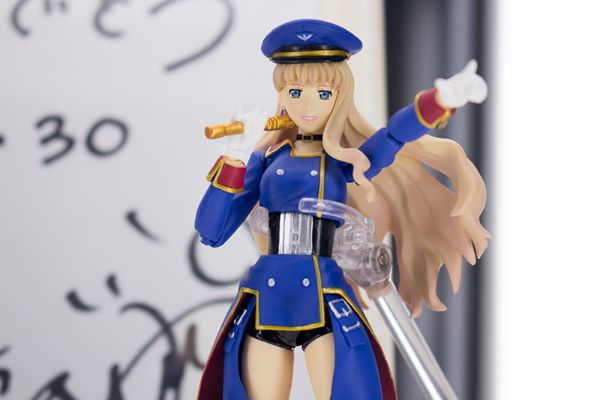 S.H.Figuarts 《超时空要塞F》雪莉露·诺姆