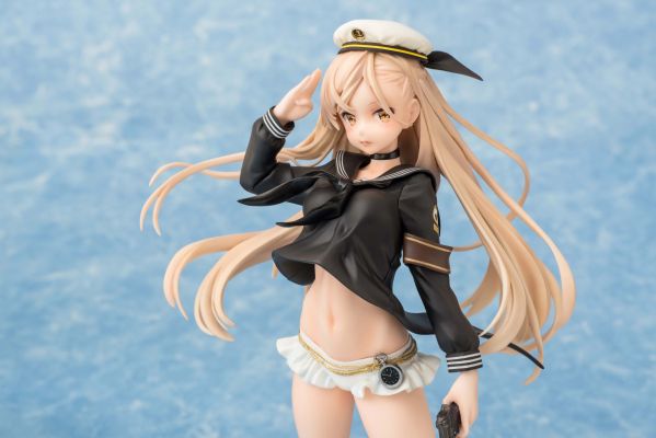 Avian Romance 丽色军舰鸟