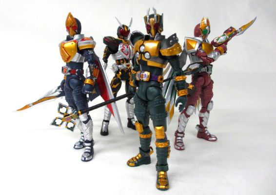 S.H.Figuarts 假面骑士星币 侍卫形态