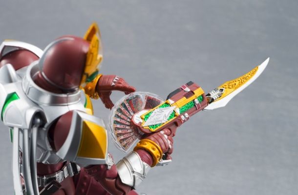 S.H.Figuarts 假面骑士星币 侍卫形态