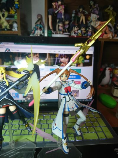 figma#005 魔法少女奈叶StrikerS 高町奈叶 战斗夹克