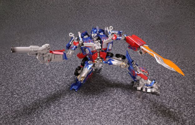 变形金刚MP系列 MPM-4 变形金刚 擎天柱