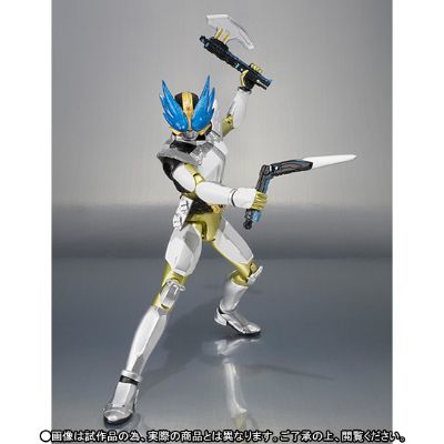 S.H.Figuarts  假面骑士电王 圣翼形态