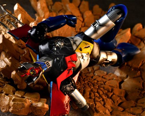 超合金魂 GX-70D 魔神Z对暗黑大将军 魔神Ｚ 动态经典 破损版