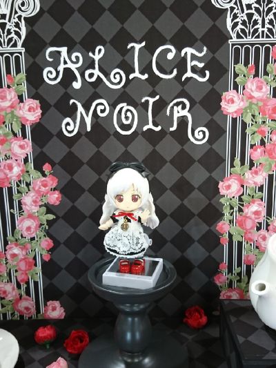 Cu-poche Friends 爱丽丝 Noir