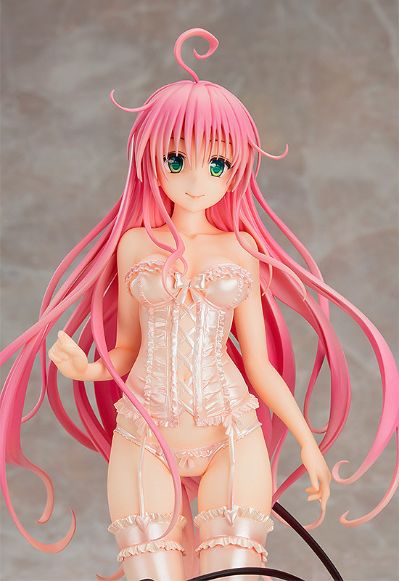 To LOVE Ru Darkness 	菈菈・萨塔琳・戴比路克 内衣婚纱