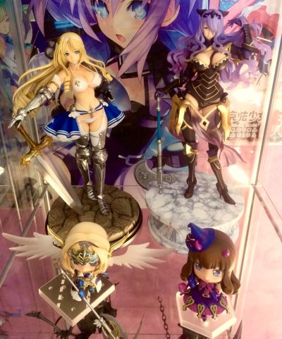 比基尼勇士 圣骑士