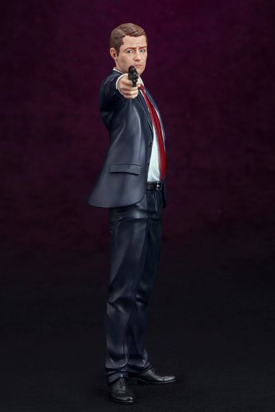 ARTFX+ 哥谭  詹姆斯·戈登