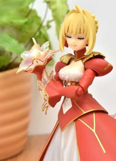 figma#370 命运-创世 Saber EXTRA
