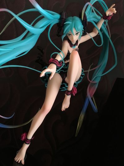 VOCALOID角色系列 01 初音未来 Tell Your World Ver.