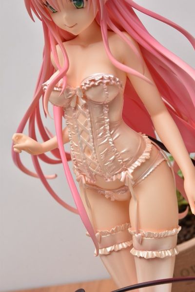 To LOVE Ru Darkness 	菈菈・萨塔琳・戴比路克 内衣婚纱