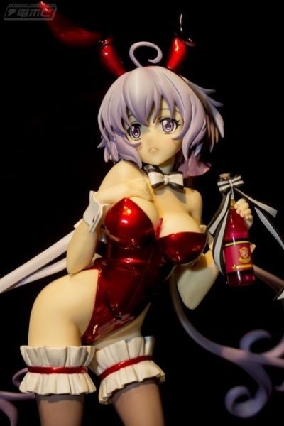 战姬绝唱Ｇ 雪音克莉丝 兔女郞Style 金属红