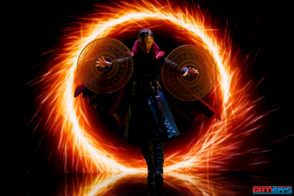 S.H. Figuarts 奇异博士和金色火焰 套装